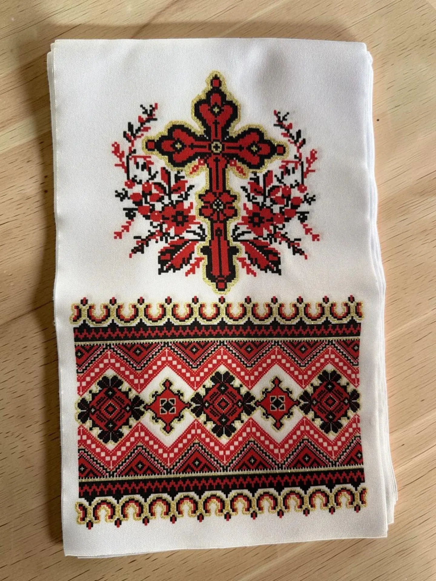 Рушник погребальный крест с орнаментом. Цена: 120 руб.
